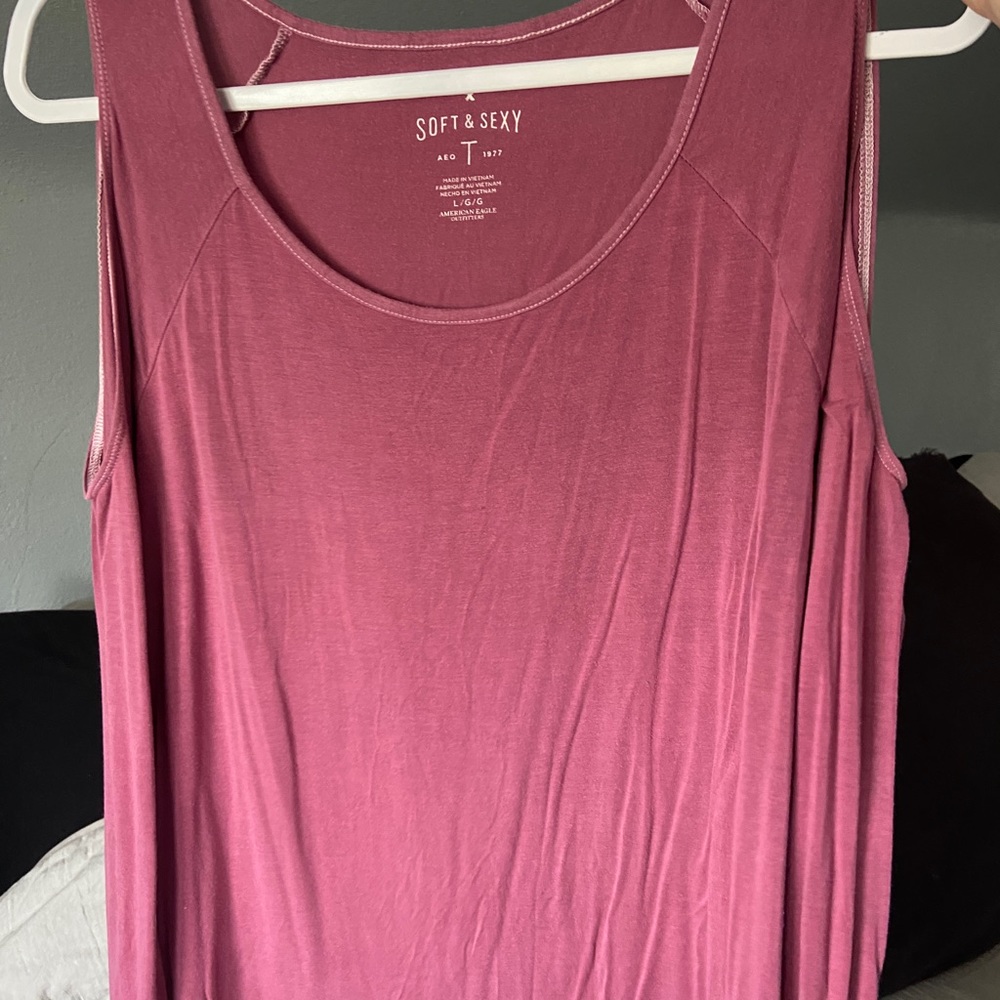 American Eagle Soft & Sexy open shoulder long sleeve